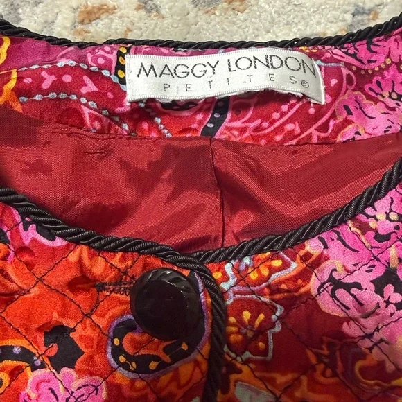 Maggy London Pink and Red Paisley Quilted Jacket with Black Trim - Picture 2 of 6